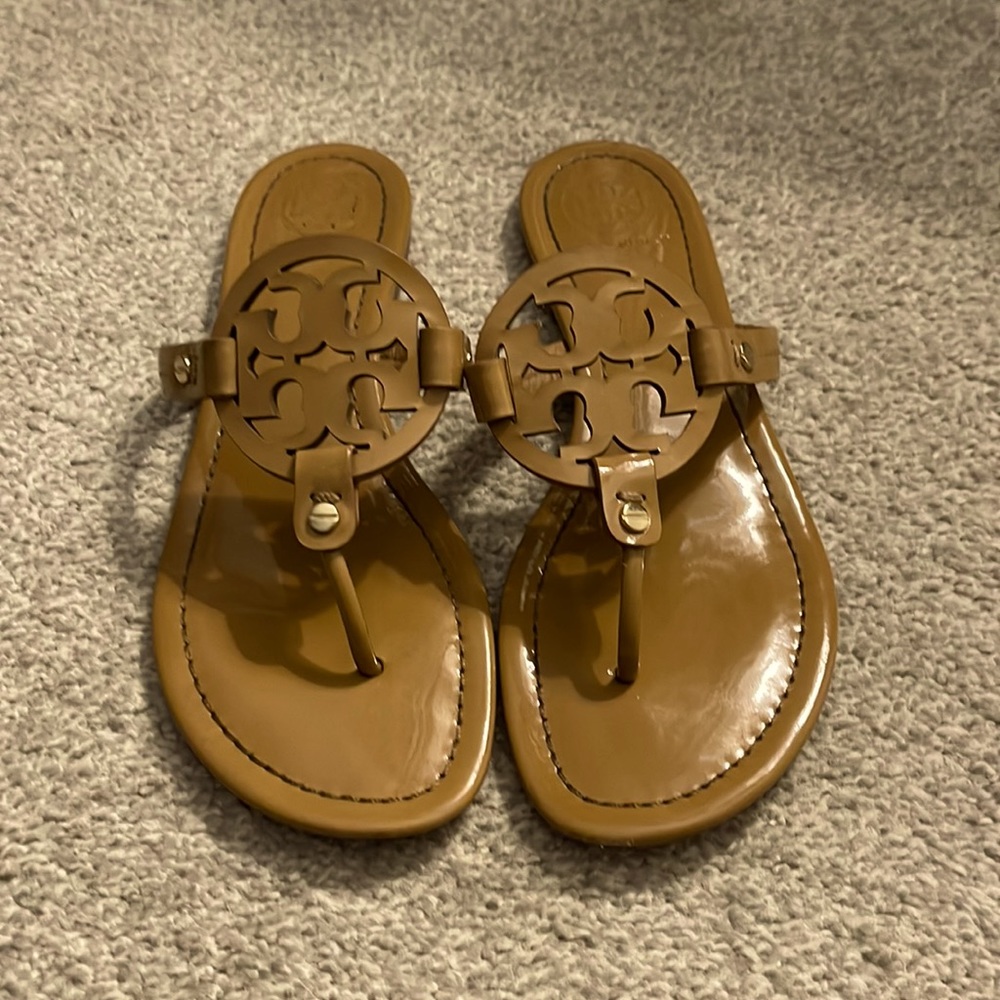 Tory Burch Nude Patent Miller Sandals Size 8